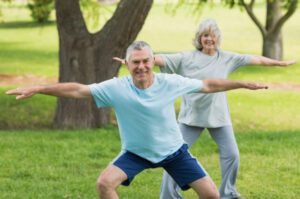 Bài tập khởi động người cao tuổi giúp vận động an toàn