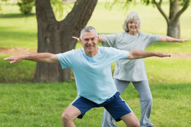 Bài tập khởi động người cao tuổi giúp vận động an toàn